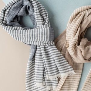 Bloom & Give // Malabar Cotton Scarf // Gray